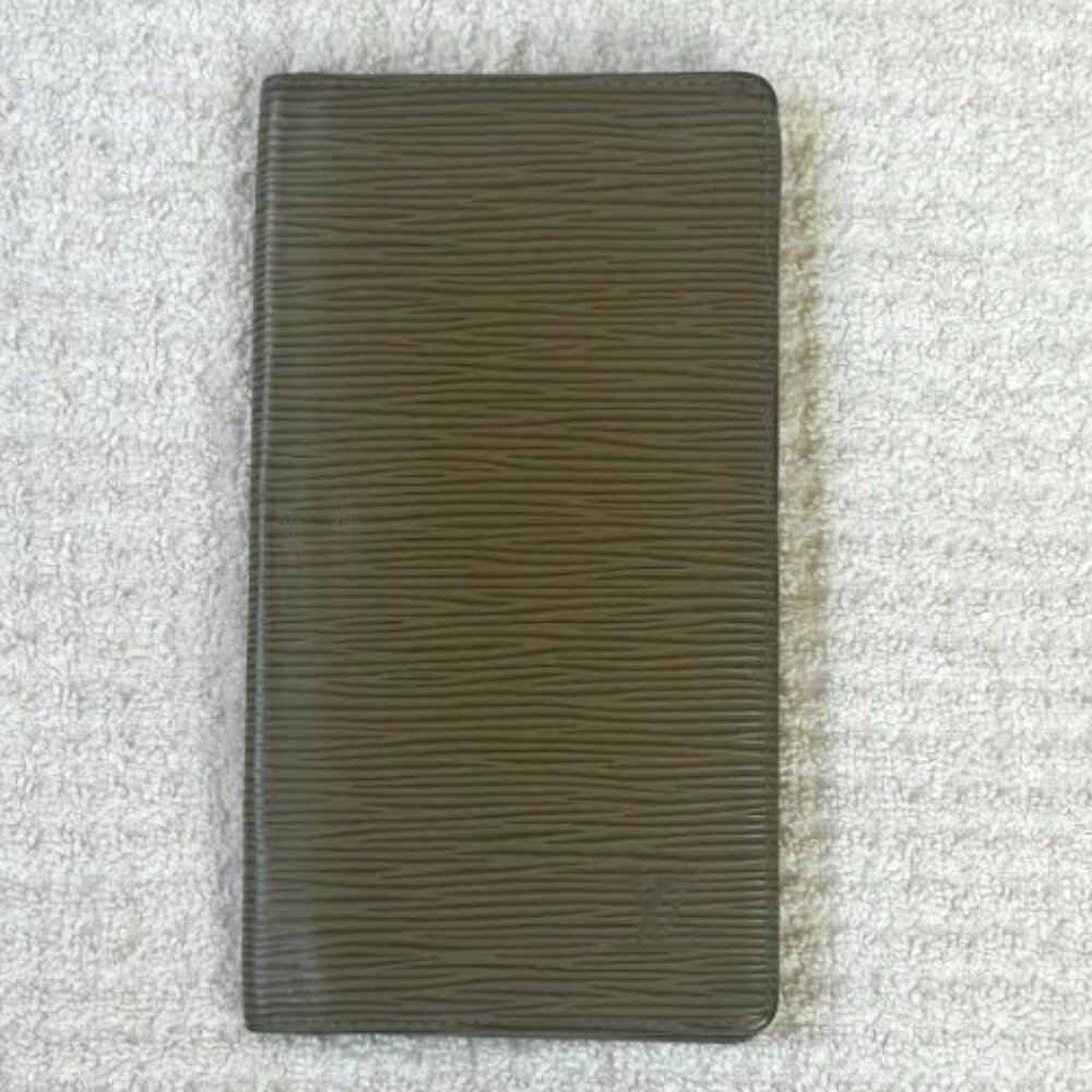 RARE Green-Brown Louis Vuitton Brazza Wallet
